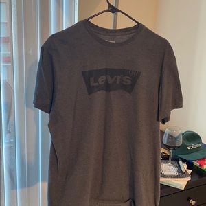 Levis T-shirt... a good one